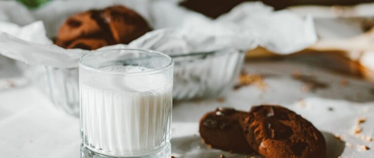 Дієтологи поділились рейтингом: в якому продукті найбільше кальцію?