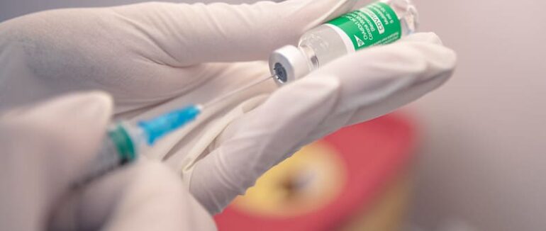 Чим відрізняються бустерна та додаткова доза вакцин від COVID-19