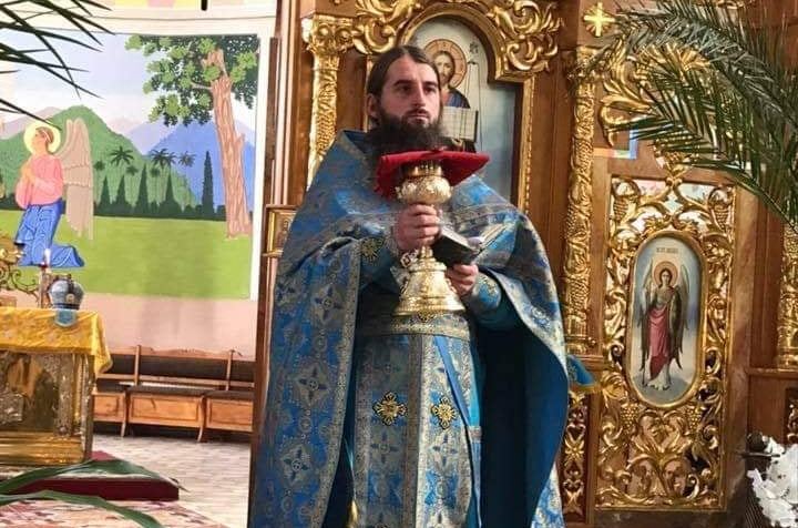 Закарпатський священник у важкому стані у реанімації: для нього збирають кошти
