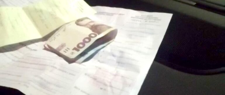 В Ужгороді водій без прав пропонував хабаря патрульним