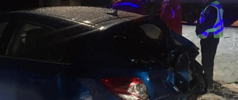 Легковий автомобіль зіткнувся із потягом сполученням “Київ-Рахів”