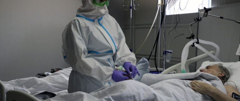 За минулу добу померло 10 хворих: статистика COVID-19 на Закарпатті