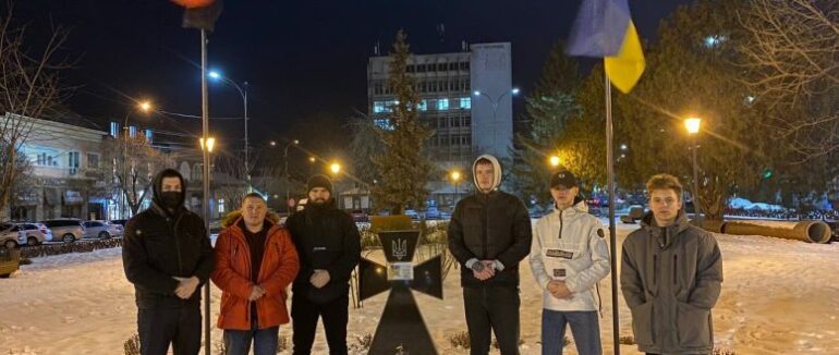 На Закарпатті патріотична молодь вшанувала пам’ять героїв Крут