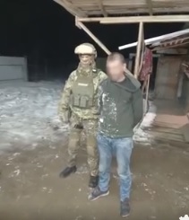 На Тячівщині затримали чоловіка, який торгував наркотиками у себе вдома