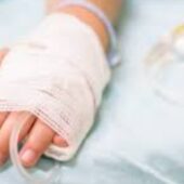 У дворічного хлопчика із Закарпаття з поліомієлітом виявили ще й COVID-19