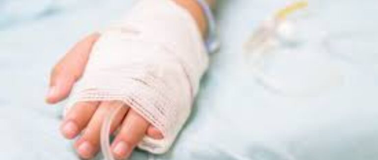 У дворічного хлопчика із Закарпаття з поліомієлітом виявили ще й COVID-19