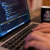 Закарпатські школярі мають змогу взяти участь у тренувальних зборах до обласної олімпіади з інформатики