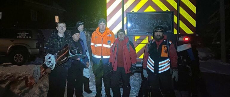 На Драгобраті заблукав сноубордист: зниклого туриста знайшли за слідами