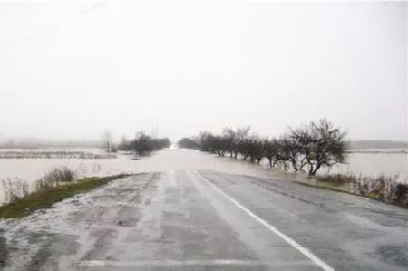 На Закарпатті через паводок можуть перекрити дорогу Мукачево-Рогатин січня 06 / 2022