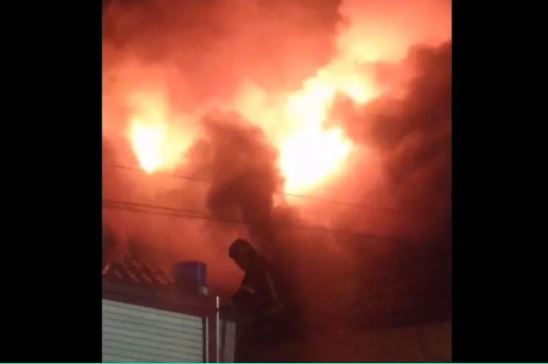 Нічна пожежа у Мукачеві: горів будинок директора телеканалу “М-Студіо”