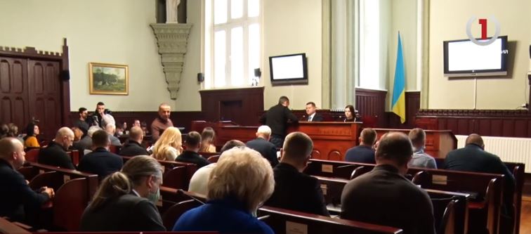 Міжбюджетні трансферти та мистецька оплата: у Мукачеві відбулося чергове засідання сесії (ВІДЕО)