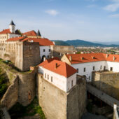 У Мукачівському замку за минулий рік одружилось понад 200 пар