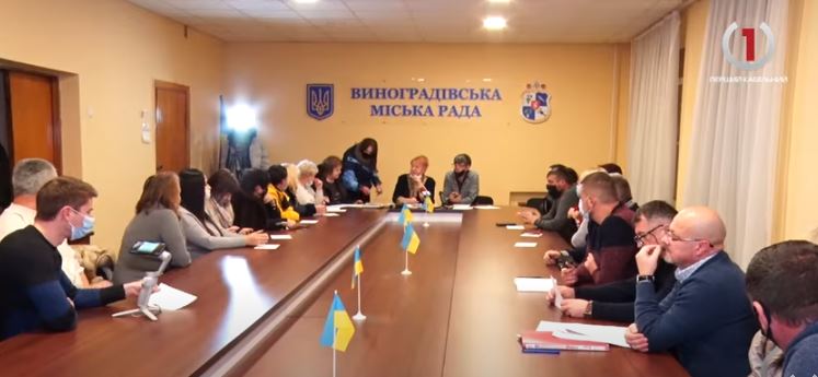 Засідання ТВК у Виноградові завершилося візитом поліції (ВІДЕО)