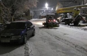 Мукачево, прибирання, сніг, техніка, водії