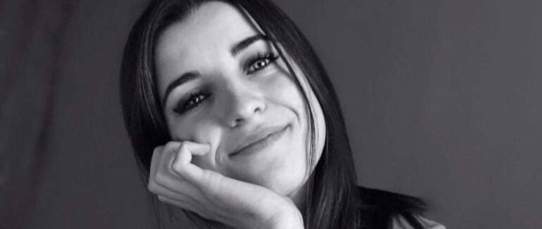 Надія на порятунок: 22-річна закарпатка потребує допомоги у боротьбі із страшним онкозахворюванням