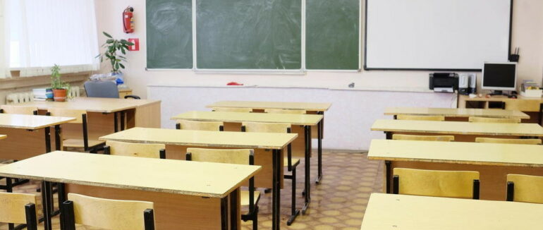 На Тячівщині та Іршавщині з понеділка школярі повертаються до школи