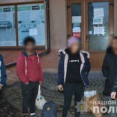 На Закарпатті затримали групу нелегальних мігрантів та їх переправника