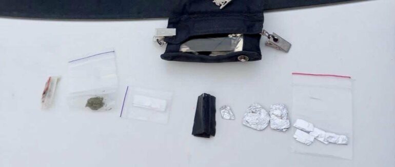 На Ужгородщині виявили у пасажира таксі метамфетамін та марихуану