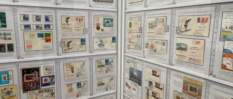 В обласному центрі Закарпаття відкрили філателістичну виставку