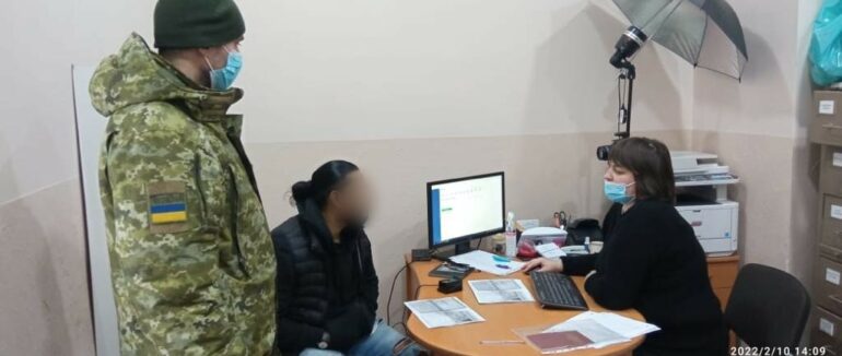 Незаконно перебував в Україні: на Закарпатті затримали іноземця