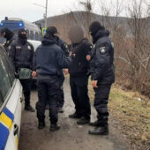 Зупинений водій виявився розшукуваним терористом: поблизу Ужгорода затримали закарпатця