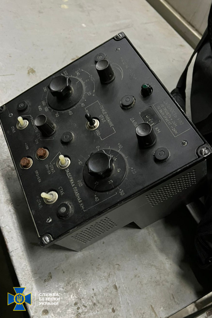 На ПП «Тиса» чоловік хотів нелегально вивезти за кордон комплектуючих до військових літаків