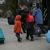 Мукачево теж допомагає переселенцям та військовим: майже 300 сімей отримали прихисток