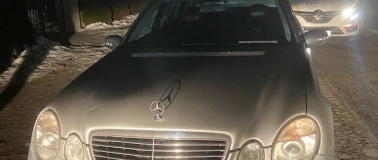 В Ужгороді зупинили горе-водія