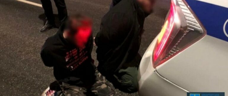 Закарпатців, які погрожували переселенцям пістолетом, взято під варту