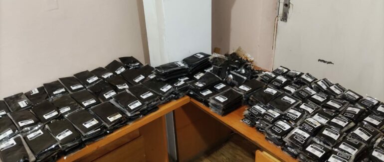 Понад пів тисячі пакетів тютюну: закарпатець намагався перетнути кордон з “нашпигованим” автомобілем