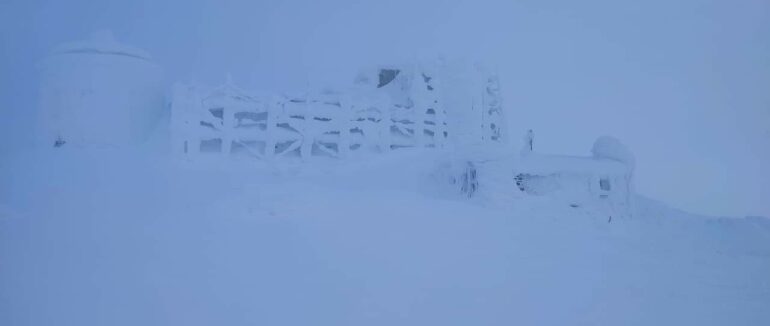 На високогір’ї Карпат температура повітря -14°С