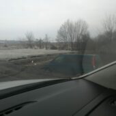 На Ужгородщині автівка злетіла з ремонтованої траси: вагітна жінка втратила дитину