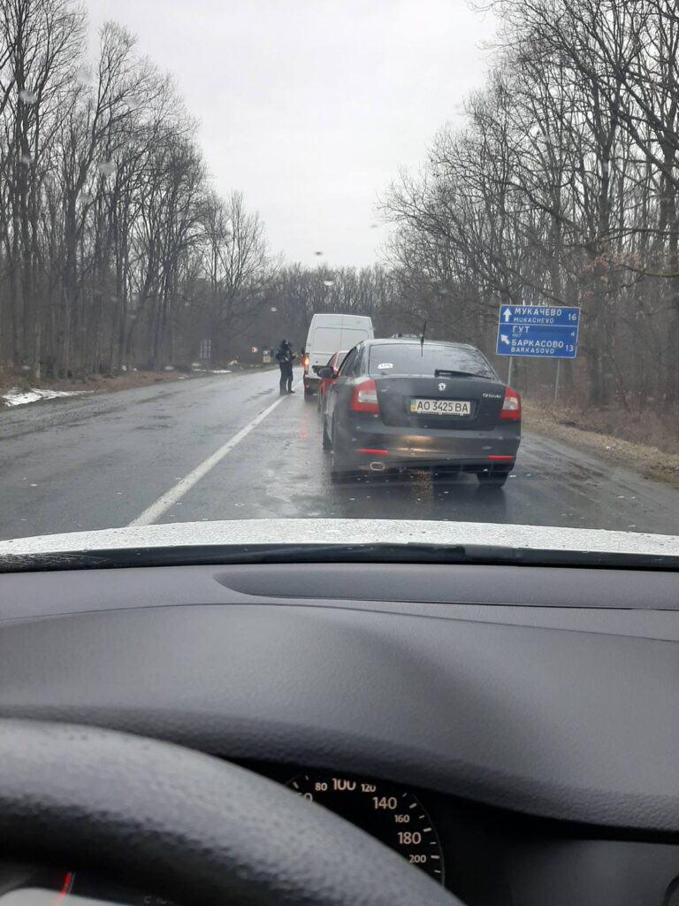 Розпочались антитерористичні навчання: в Мукачівському та Берегівському районах зупиняють кожну автівку