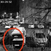 Вночі в Ужгороді невідомий підпалив два авто