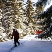 На Драгобраті під час катання заблукали двоє лижників