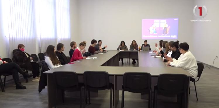 Затвердили керуючих і президію: акценти першого засідання Мукачівської молодіжної ради (ВІДЕО)