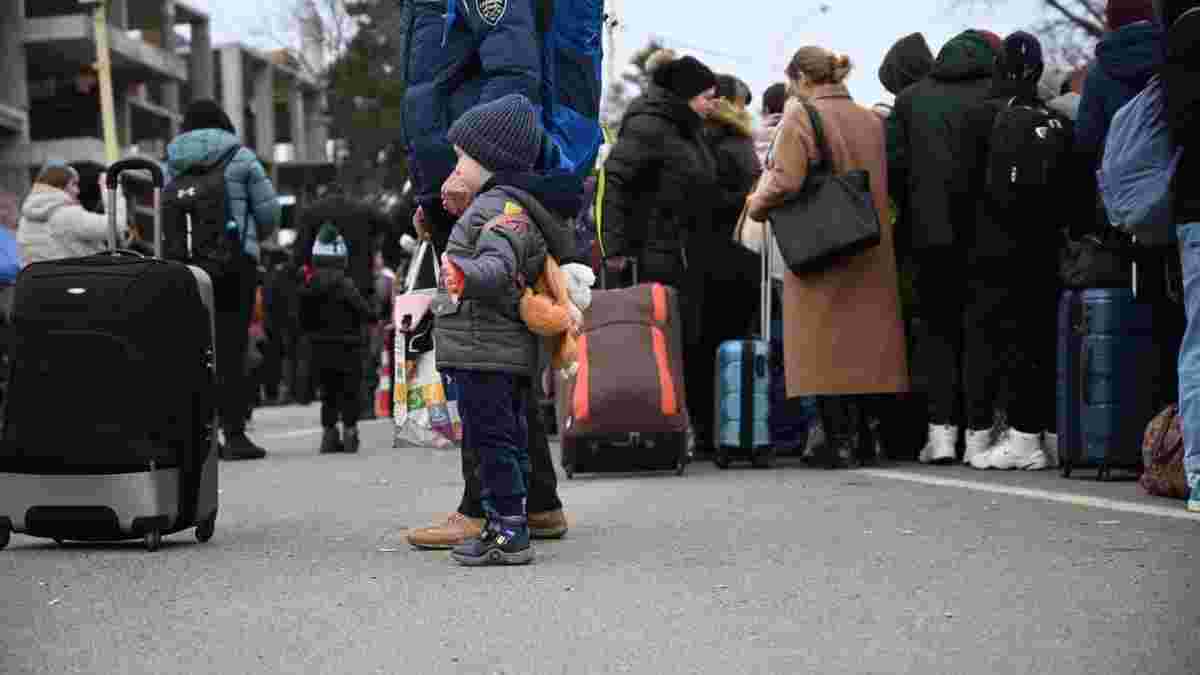 Кількість переселенців: Закарпаття прийняло вже 40 тисяч людей з різних регіонів
