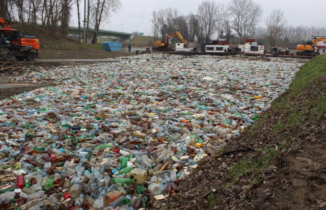 Закарпаття, річки, сміття