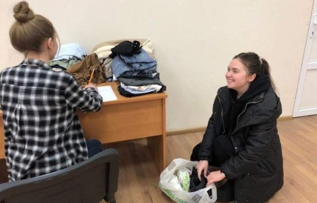 У Мукачево вже прибули перші вимушені переселенці