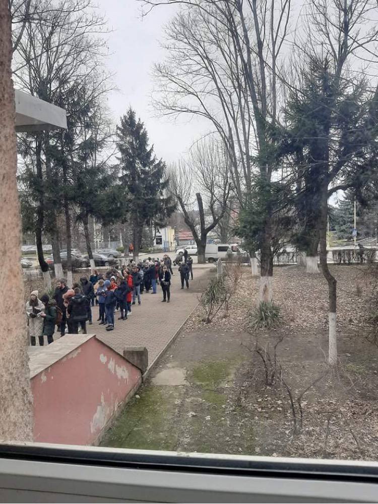 Ужгородці активно здають кров