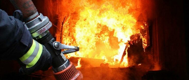 В Ужгороді сталася пожежа у багатоповерхівці