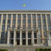 У понеділок відбудеться позачергова сесія Закарпатської обласної ради