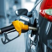 Бензинова вартість: як зміняться ціни на пальне у квітні?