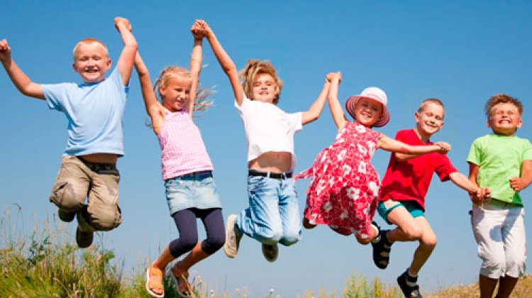 Діток вимушених переселенців запрошують в гуртки Мукачівського центру дитячої та юнацької творчості