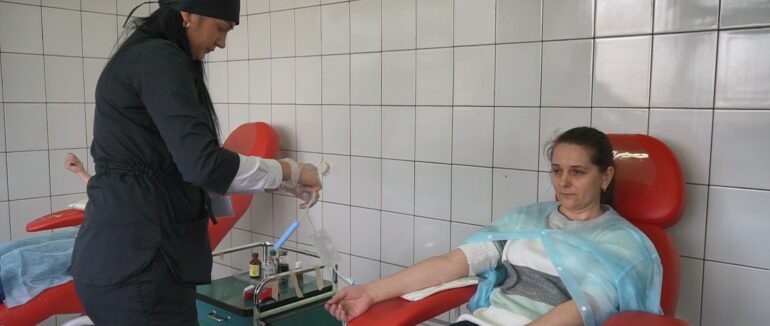 Сьогоднішнього дня до центру здачі крові можна записатися онлайн