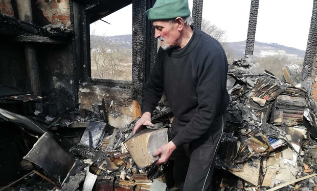 На Ужгородщині згорів будинок художників Беленів: митці просять фінансової допомоги