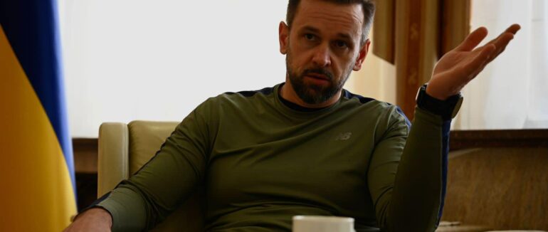 Німецькі журналісти відвідали гуманітарний хаб на Закарпатті