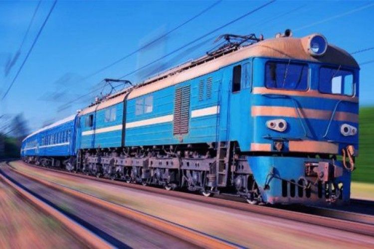 Сьогодні прямуватиме додатковий рейс з Одеси до Ужгорода