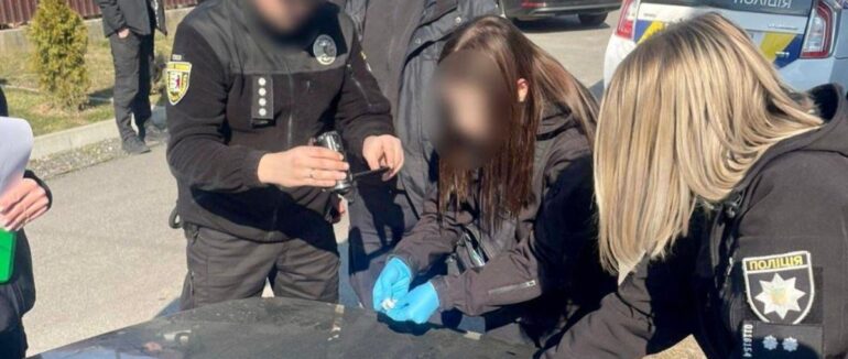 У Мукачеві викрили двох осіб, причетних до наркозлочинів