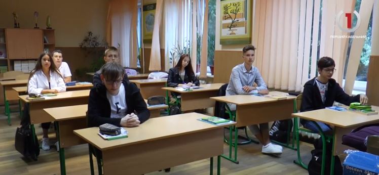 Освітній процес у більшості областей України відновлено (ВІДЕО)